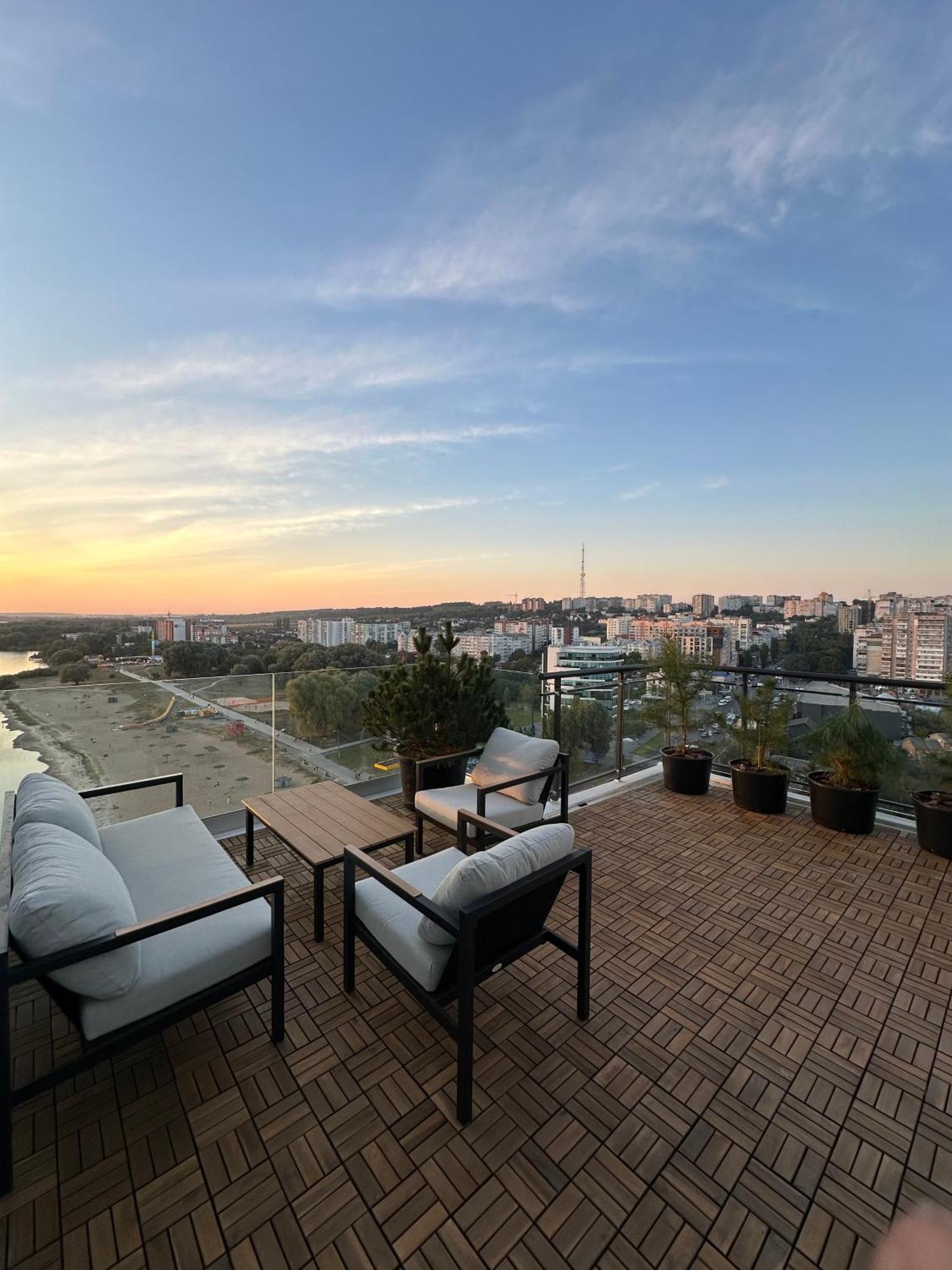 Апартаменти Мон Блан Khmel'nyts'kyy Exterior photo